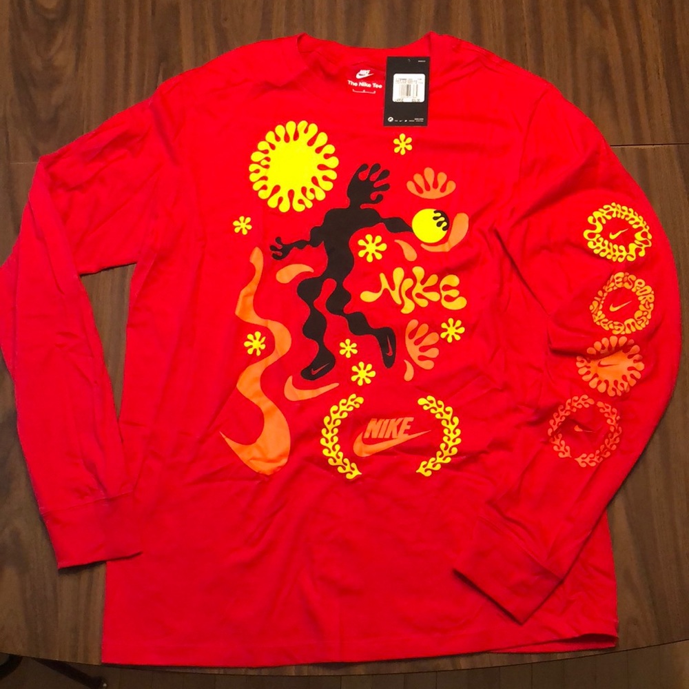 NIKE SQUIGGLES UNIVERSITY RED LONG SLEEVE TEE LARGE